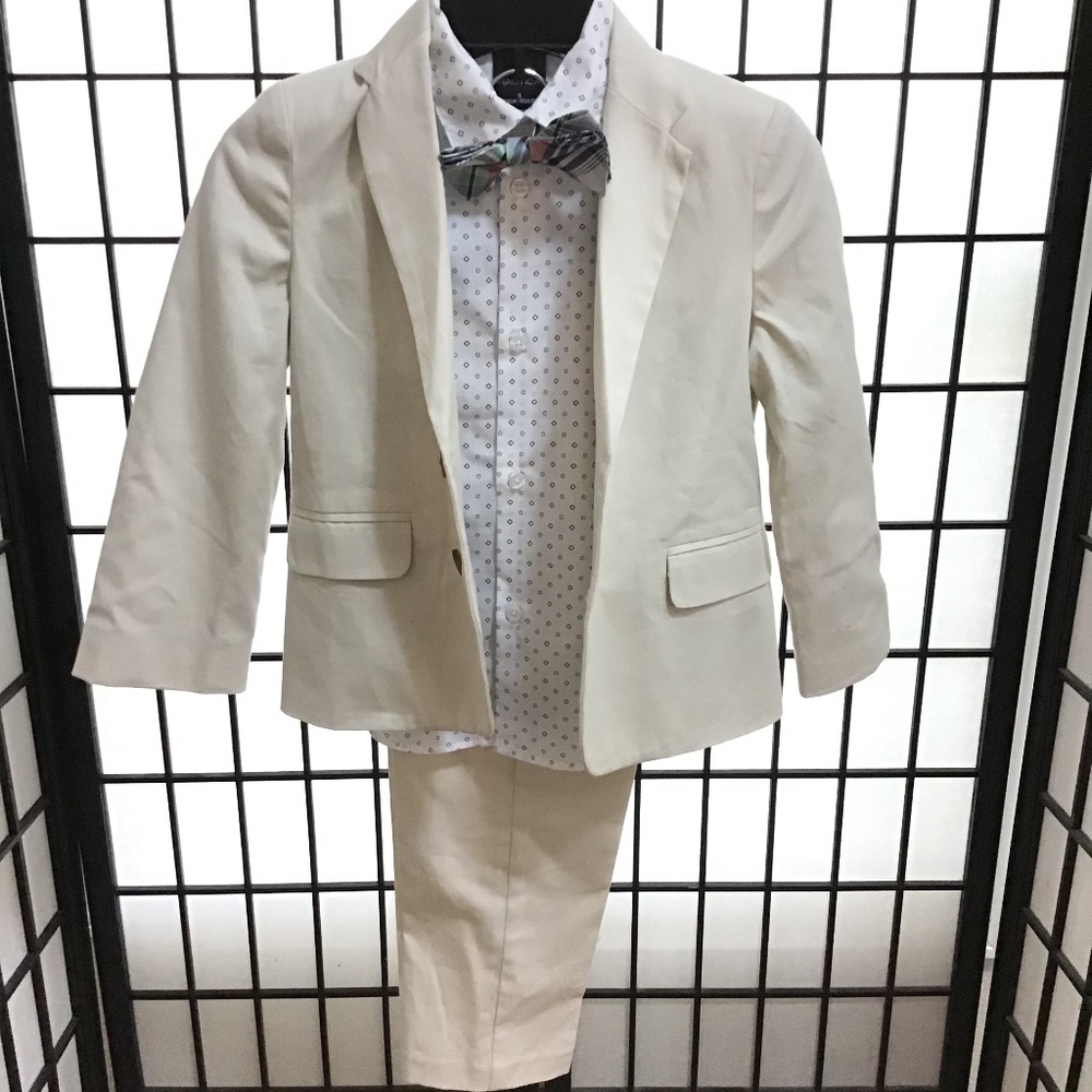 NAUTICA 4 PIECE SET. Size 5